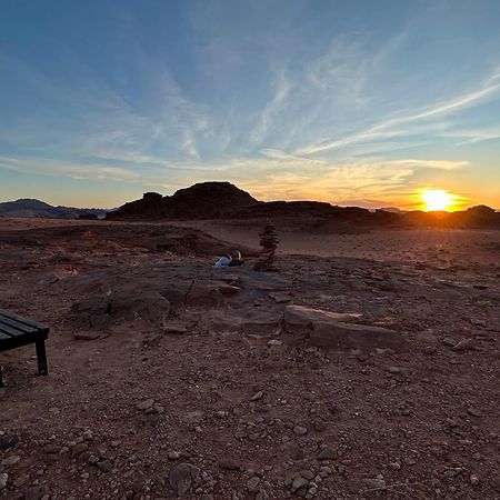 Salameh'S Bedouin Camp Hotel วาดิรัม ภายนอก รูปภาพ