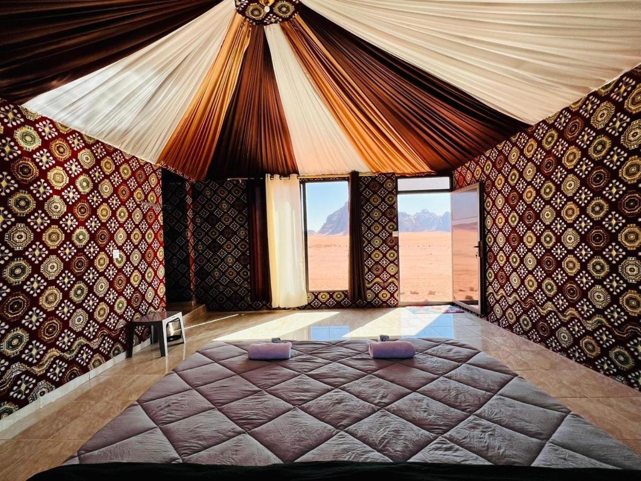 Salameh'S Bedouin Camp Hotel วาดิรัม ภายนอก รูปภาพ
