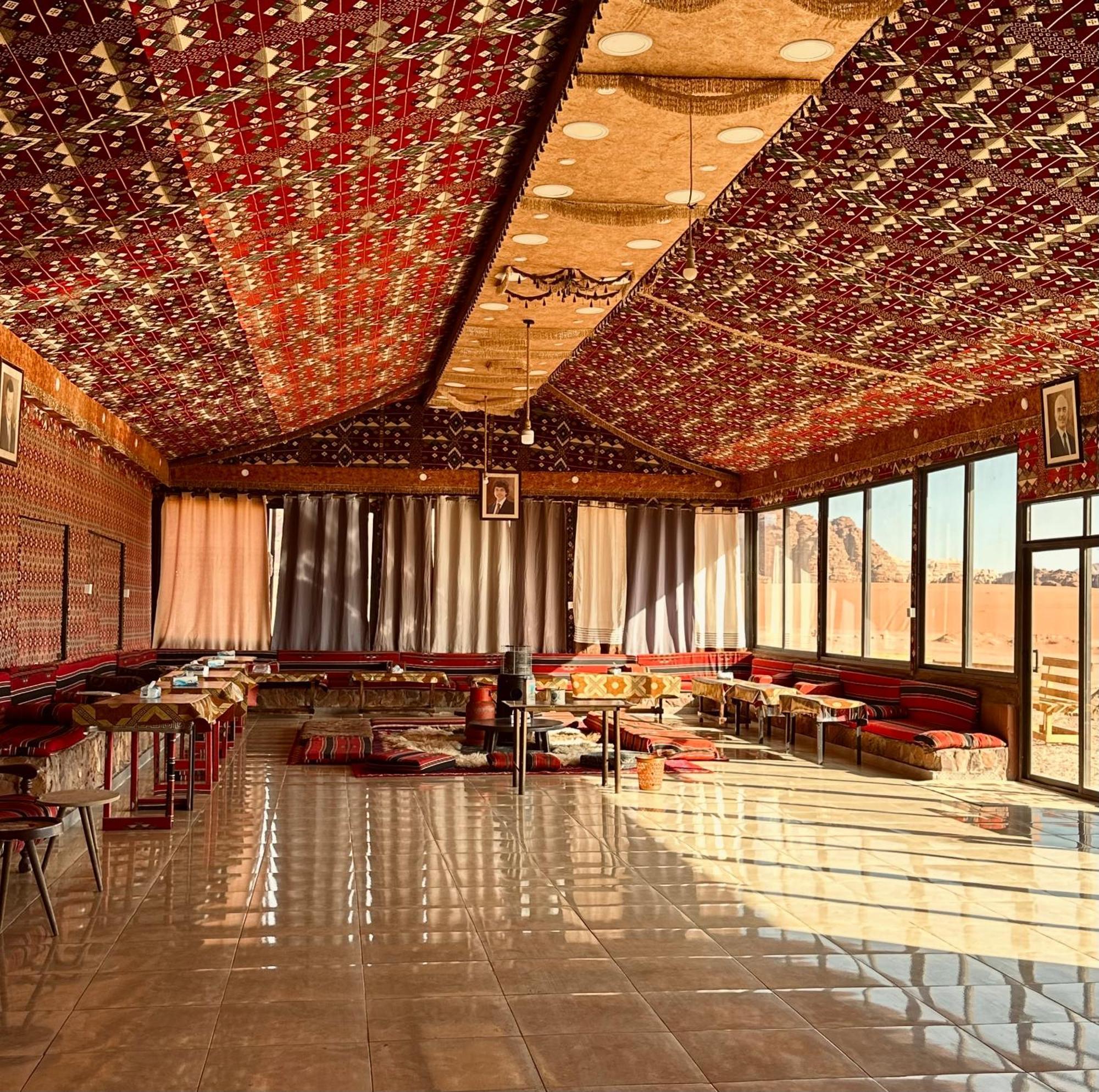 Salameh'S Bedouin Camp Hotel วาดิรัม ภายนอก รูปภาพ